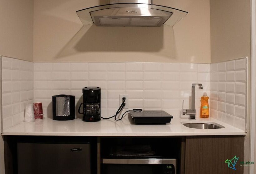 هتل Glengarry Extended Stays