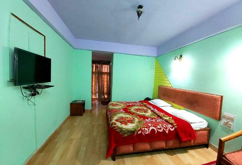 فندق Goroomgo Radha Continental Nainital
