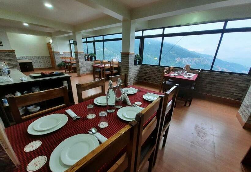 فندق The Hill Castle, Gangtok