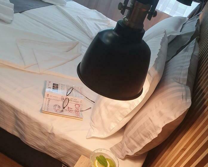 Отель Kamelia Guest Rooms
