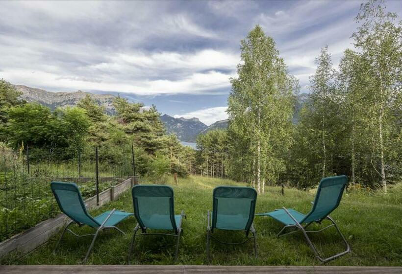 پانسیون L Eden Des Grisons