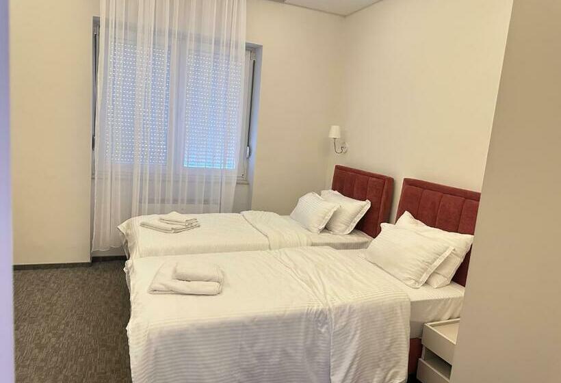 تختخواب و صبحانه Cataleya