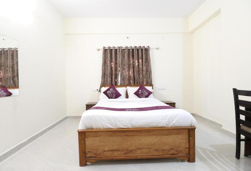 Hotel Kings Palace Manyata