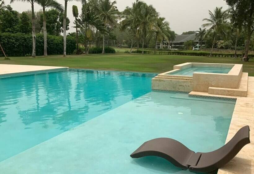 Srvittinivillas Brroe 27/  Resorts Villas/ Espacius   Modern Great