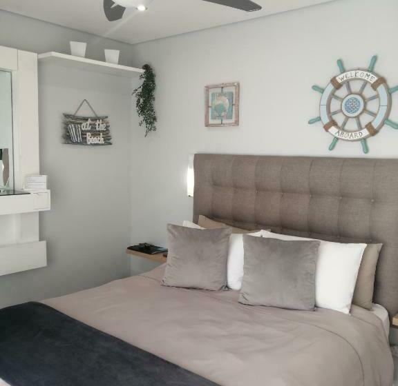 پانسیون Ocean Room @ 66 Fynbos