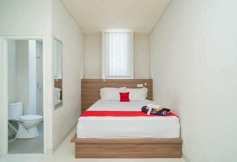 Szálloda Reddoorz Plus @ Jalan Pemuda Timur Bojonegoro