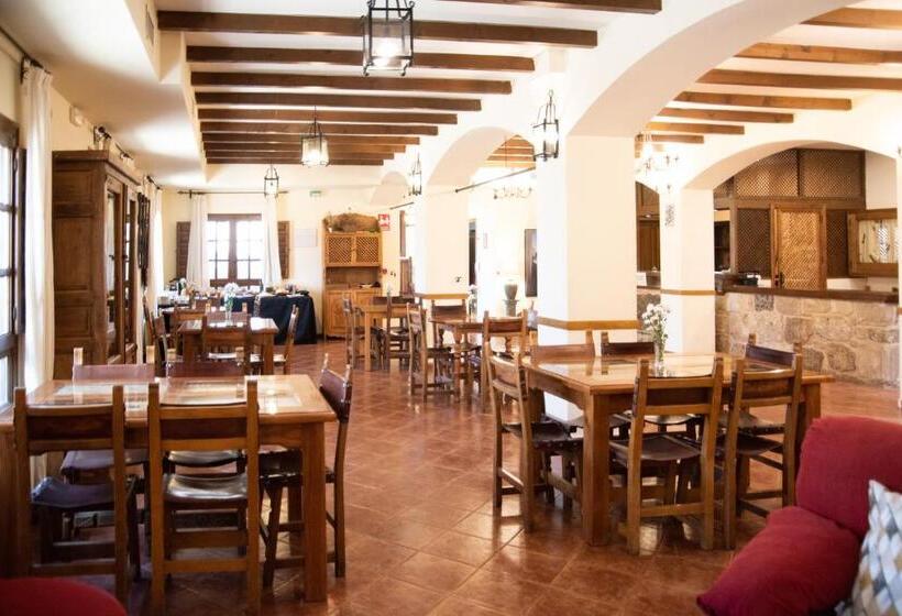 הוסטל Posada De Zorita De Los Canes