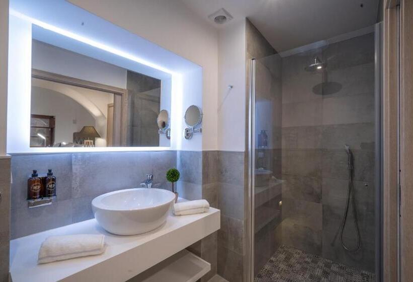 تختخواب و صبحانه Eleven, Boutique Luxury House & Garden