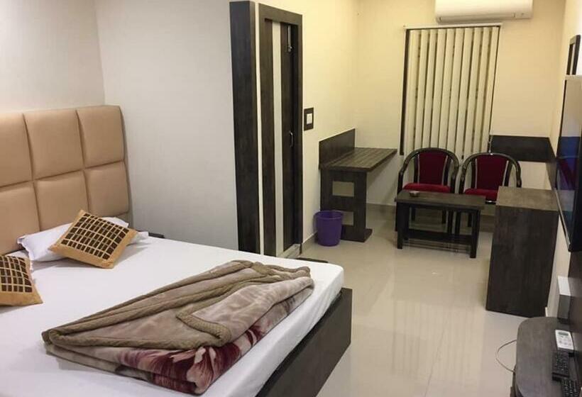 בית מלון כפרי Atithi Guest House
