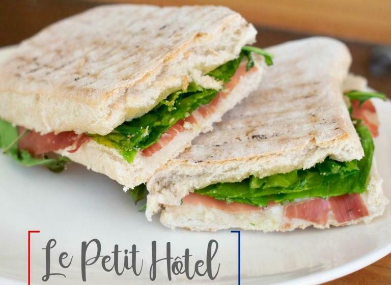 ホテル Le Petit