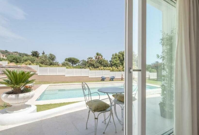 호텔 Villa Escargot Luxury In Costa Rei Beach