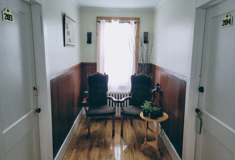 ペンション Auberge L Orpailleur