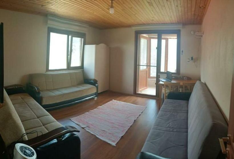 민박 Villa Pamuklu Second Floor Only