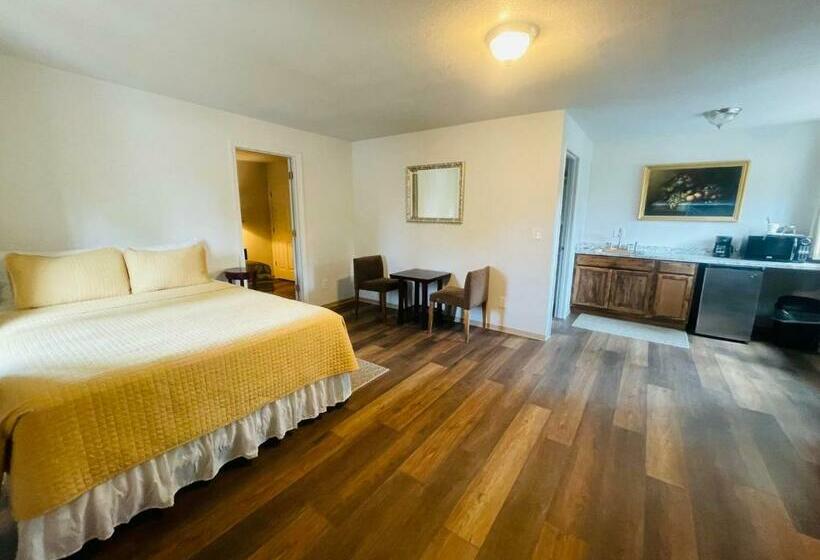 호텔 Riverfront Lodging