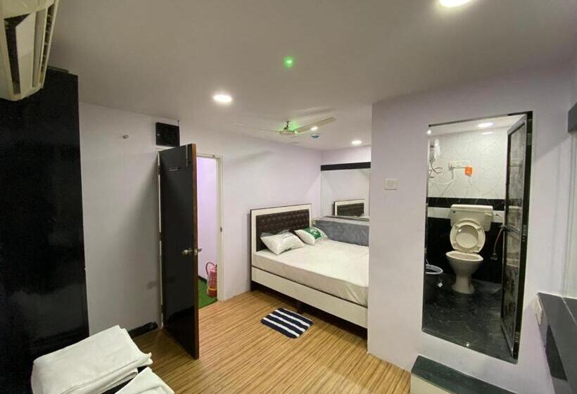 Отель Sangam Residency