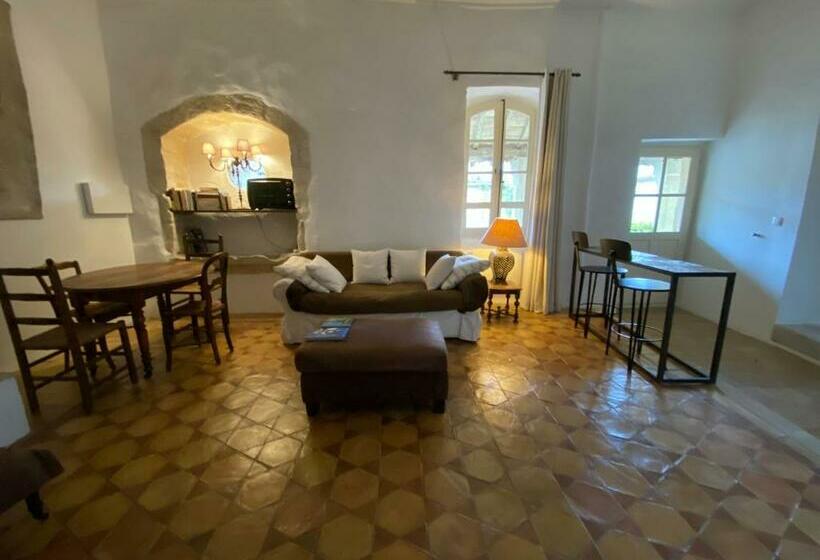 بنسيون Villa Verde   Gîte   Possibilité Table D Hôte