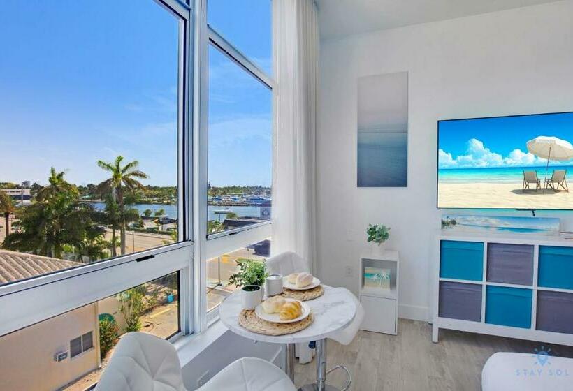 هاستل Lovely Apartment Rooftop Pool Hollywood Beach