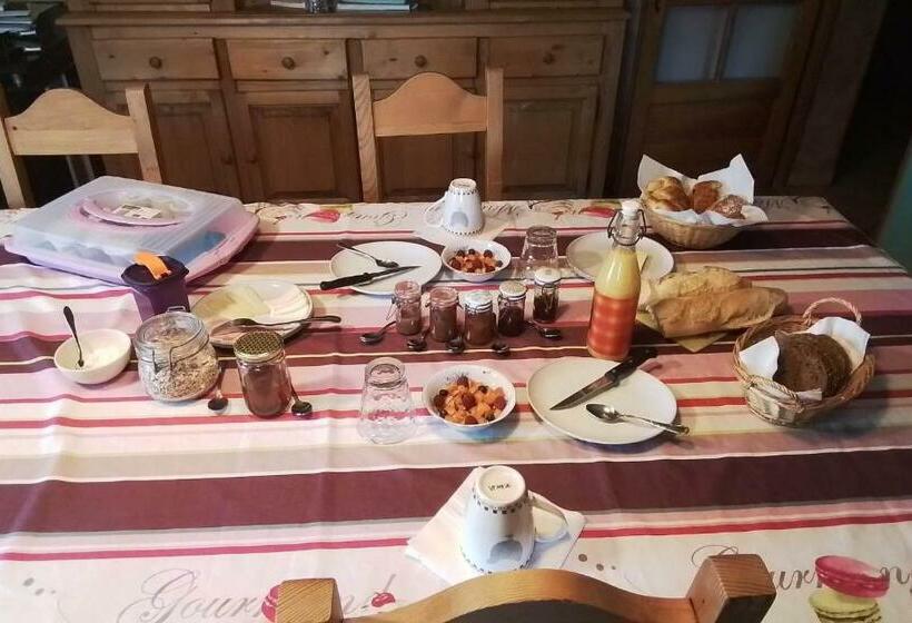 住宿加早餐  Chambre D Hôtes Nos Racines