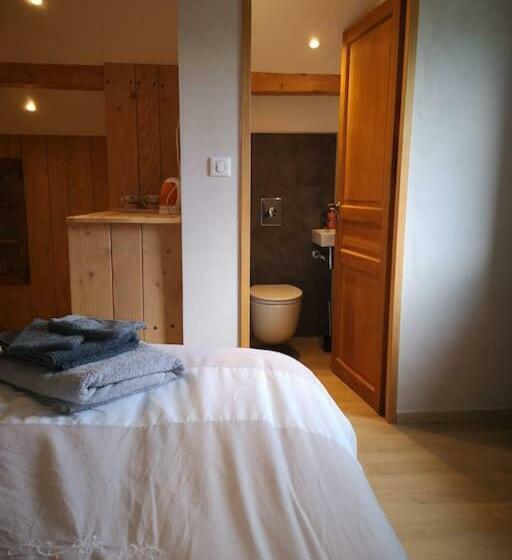 住宿加早餐  Chambre D Hôtes Nos Racines