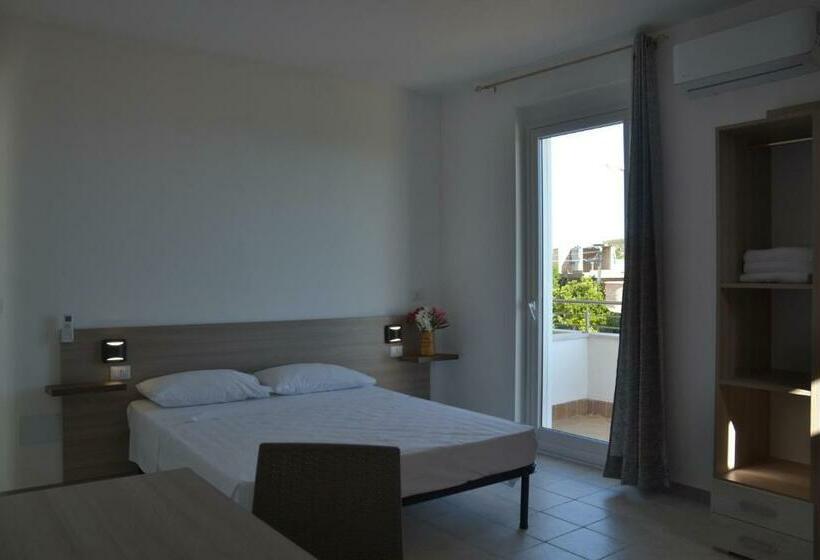 مبيت وإفطار Guest House   Villa Uria