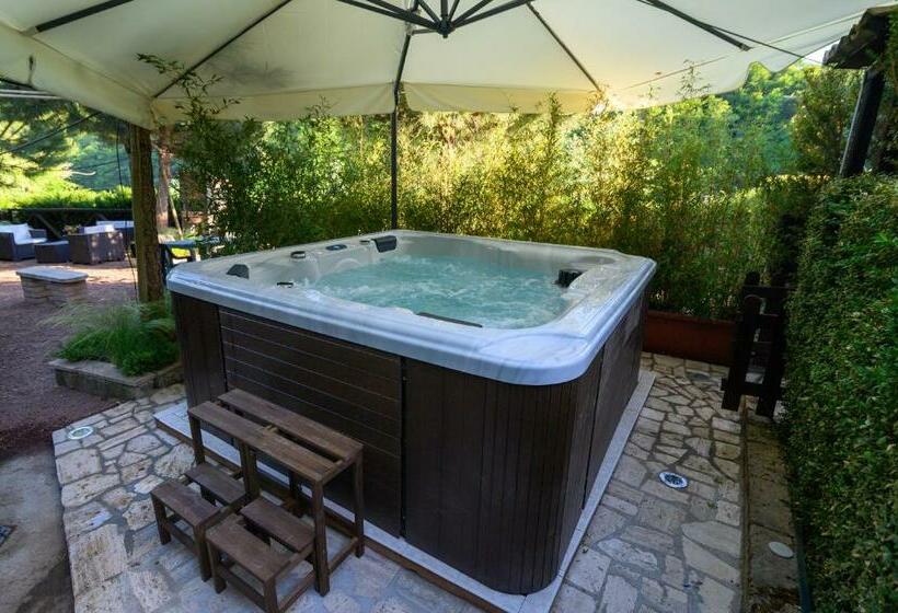 ホテル Agriturismo Le Fontane   Lago Di Bolsena