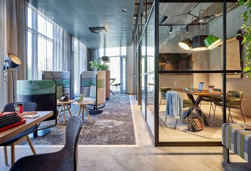 호텔 Moxy Cologne Muelheim