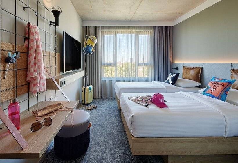 호텔 Moxy Cologne Muelheim