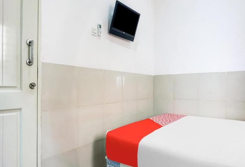 هتل Oyo 91316 Hh Guest House Makassar