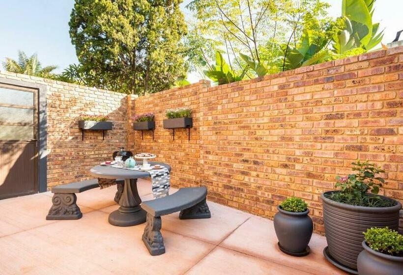 펜션 Herb Cottage With Wood Fired Hot Tub