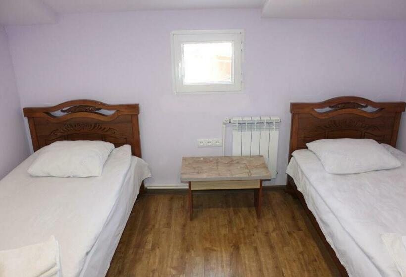 Пансион Runada B&b