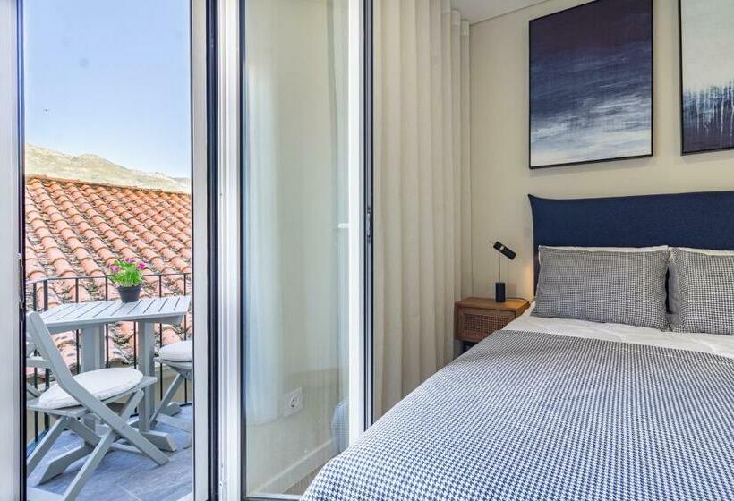 Porta 25 Guesthouse