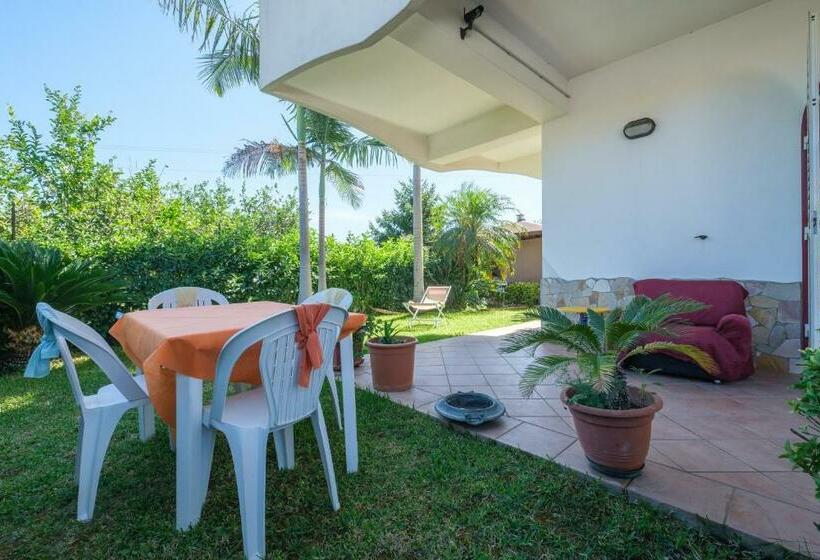 Villa Delle Pomelie