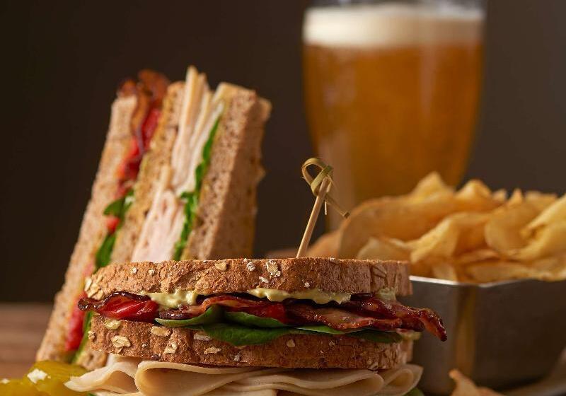 مسافرخانه Hyatt House Dallas Addison