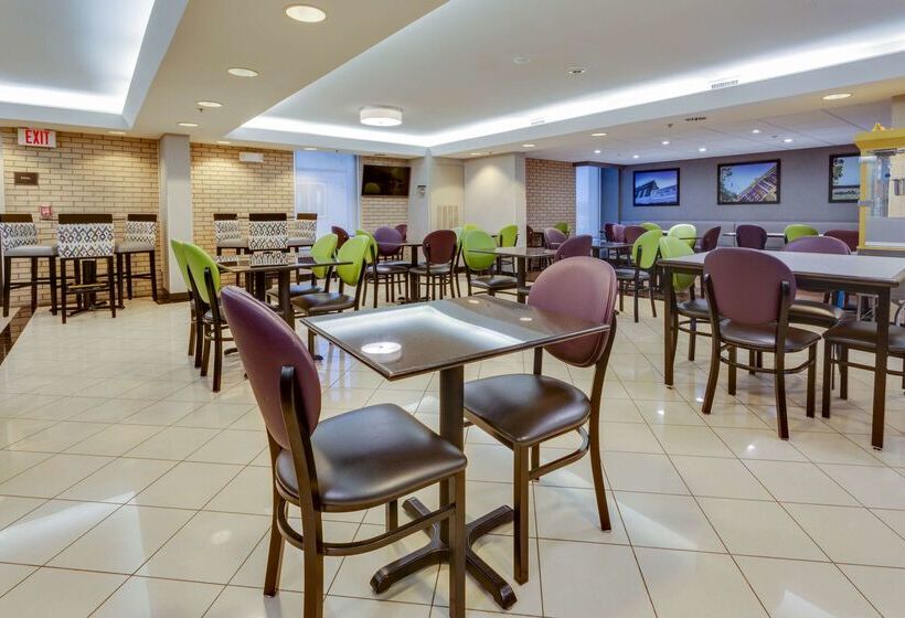 ホテル Drury Inn & Suites Hayti Caruthersville