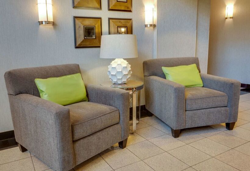 ホテル Drury Inn & Suites Hayti Caruthersville