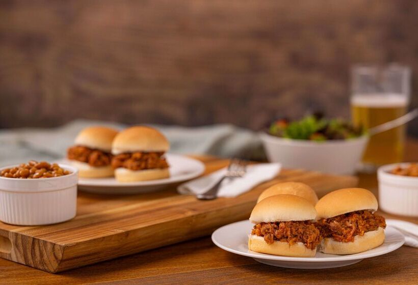 هتل Drury Inn & Suites St. Louis Forest Park