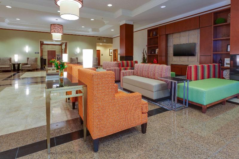 هتل Drury Inn & Suites St. Louis Forest Park