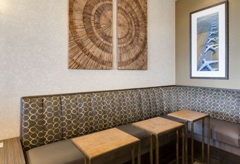 فندق Drury Inn & Suites St. Louis/o Fallon, Il