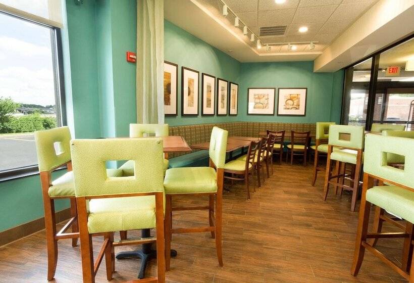 בית מלון כפרי Drury Inn & Suites St Louis Southwest