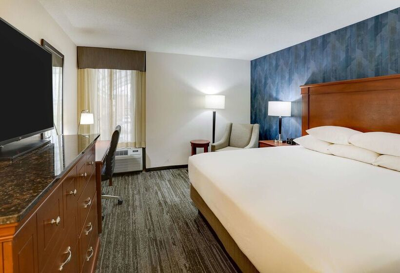 ホテル Drury Inn & Suites St. Louis St. Peters