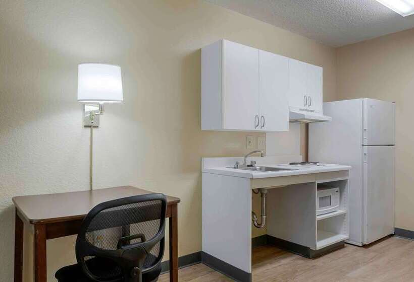 호텔 Extended Stay America Select Suites   Richmond   West End   I 64