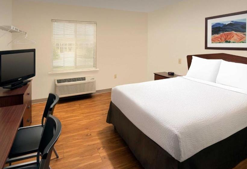 ホテル Woodspring Suites San Antonio Fort Sam