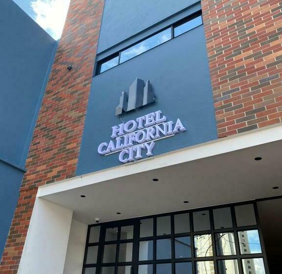 Отель California City