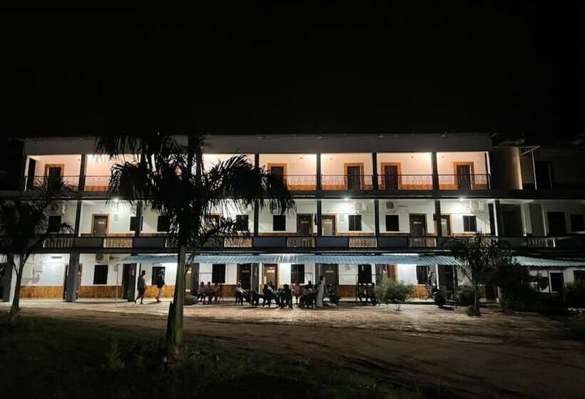 Отель Vasant Vihar Resort