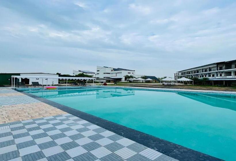 Отель Vasant Vihar Resort
