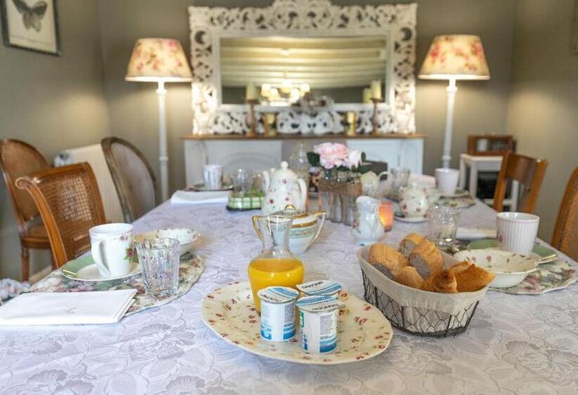 민박 Le Clos Des Roses Chambres Et Tables D Hôtes