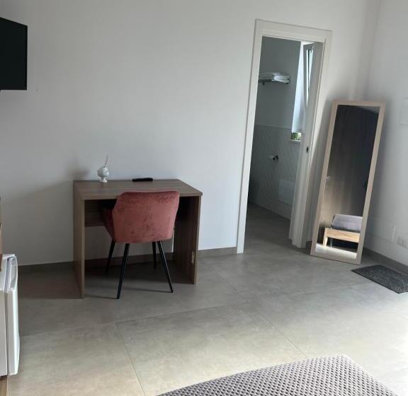 مبيت وإفطار Poolside