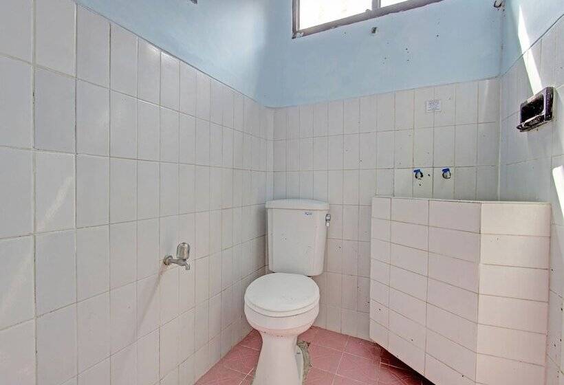 فندق Capital O 91644 Loka Hause
