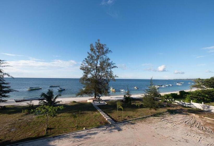 هتل Kelayang Beach