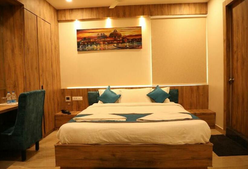 酒店 Sree Kubera Grand